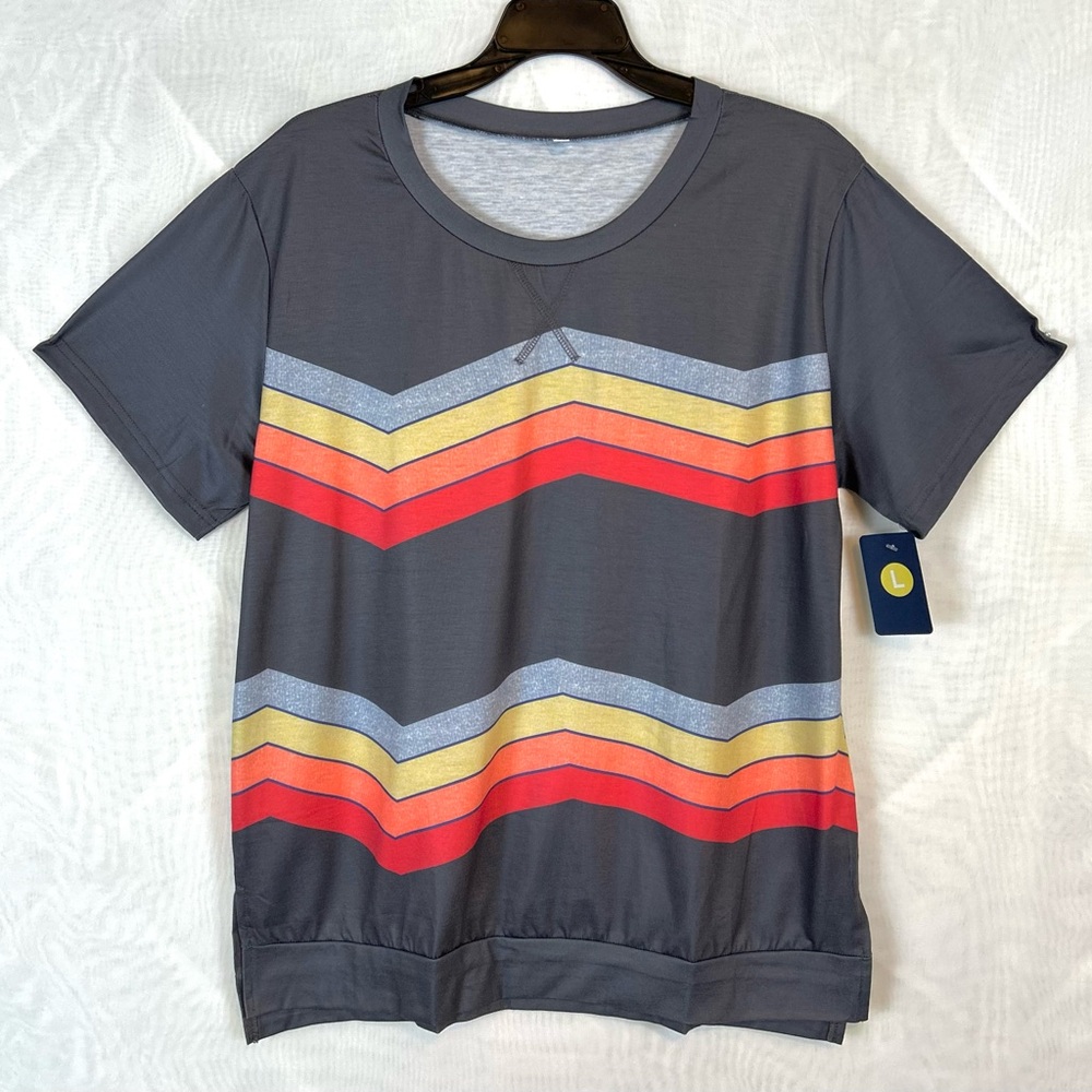 NWT Womens Short Sleeve Rainbow Pullover Shirt / Sz large